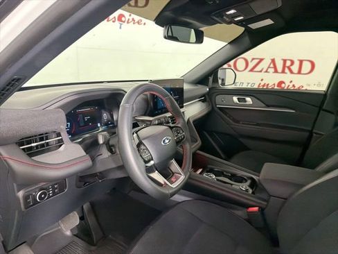 Certified 2025 Ford Explorer ST AWD/4WD image 12