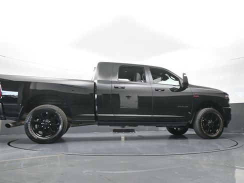 Used 2026 RAM 3500 Laramie AWD/4WD image 62