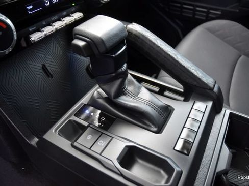 Used 2025 Toyota Tacoma SR RWD image 11