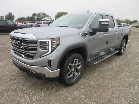 New 2026 GMC Sierra 1500 SLT w/ SLT Premium Plus Package image 11