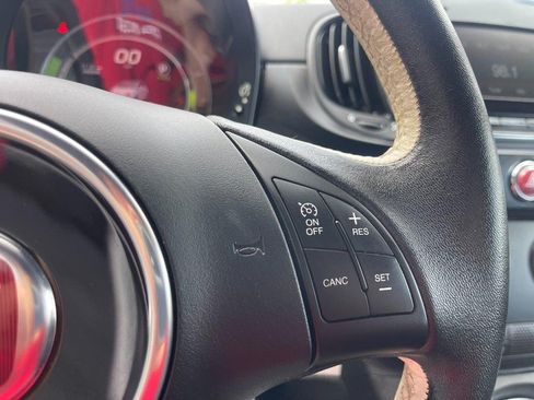 Used 2017 FIAT 500 e FWD image 18