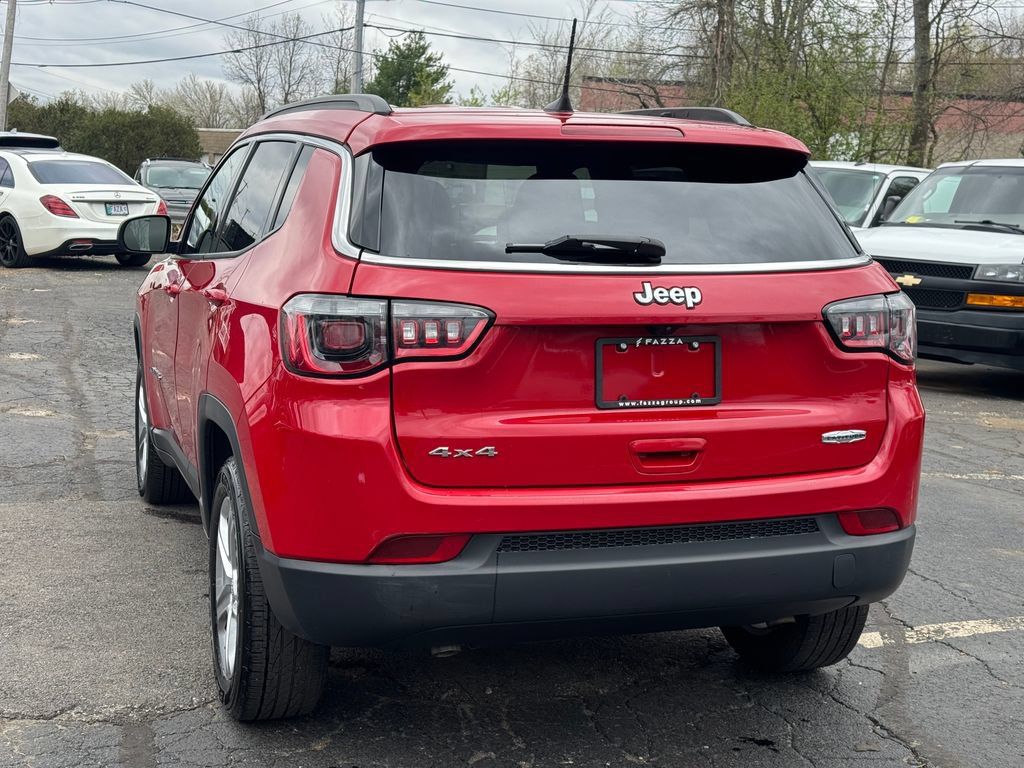 Used 2024 Jeep Compass Latitude AWD/4WD image 6