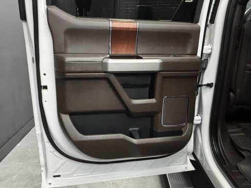 Used 2019 Ford F250 King Ranch w/ King Ranch Ultimate Package AWD/4WD image 28