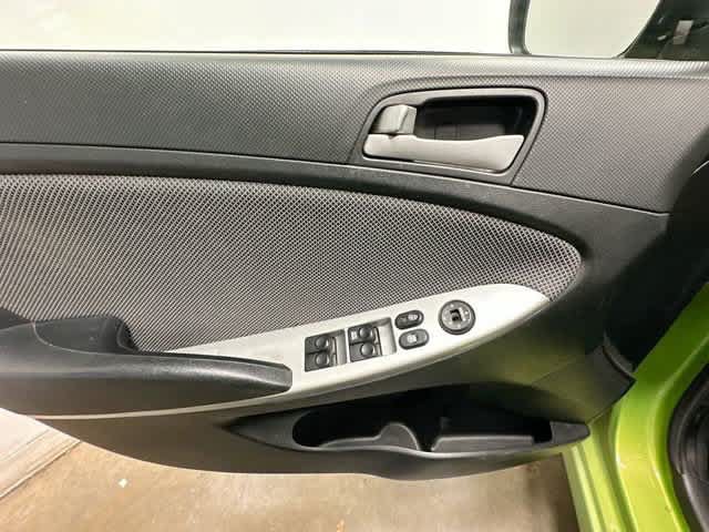 Used 2012 Hyundai Accent GS FWD image 12