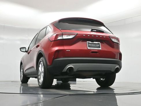 Used 2022 Ford Escape SE image 51