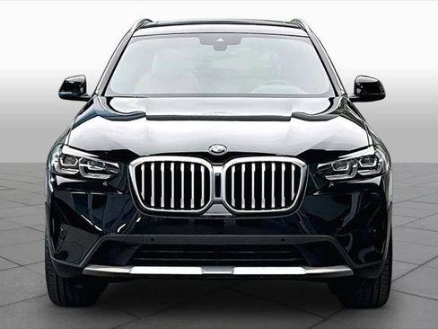 Used 2024 BMW X3 sDrive30i w/ Premium Package RWD image 3