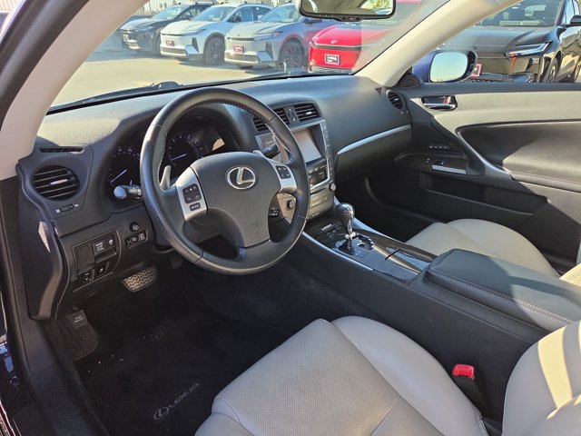 Used 2014 Lexus IS 350C w/ Luxury Package RWD image 9