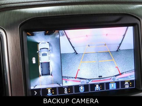 Used 2022 GMC Sierra 3500 Denali image 20