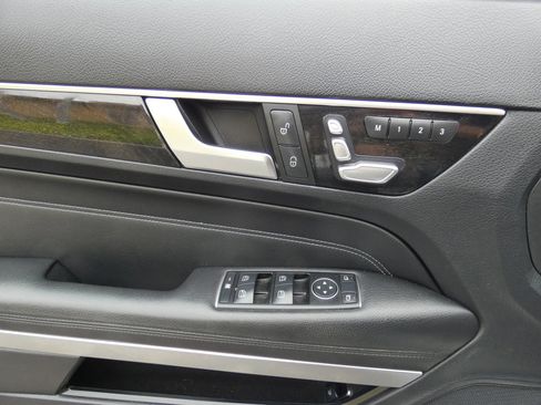 Used 2014 Mercedes-Benz E 350 4MATIC Coupe image 59