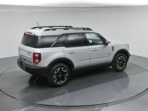 Used 2023 Ford Bronco Sport Outer Banks w/ Tech Package AWD/4WD image 44