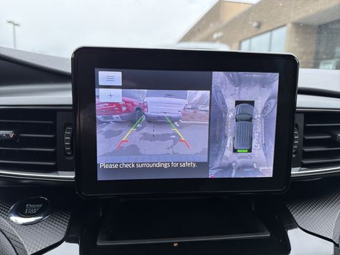 Used 2023 Ford Explorer ST-Line image 20