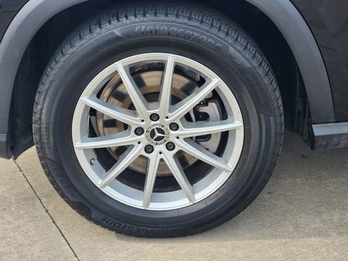 Used 2024 Mercedes-Benz GLE 350 4MATIC w/ 3rd Row Seat Package image 10