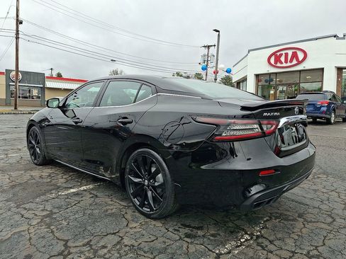 Used 2020 Nissan Maxima SR w/ Sport Mat Group image 14