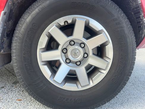 Used 2015 Toyota 4Runner Trail Premium AWD/4WD image 9