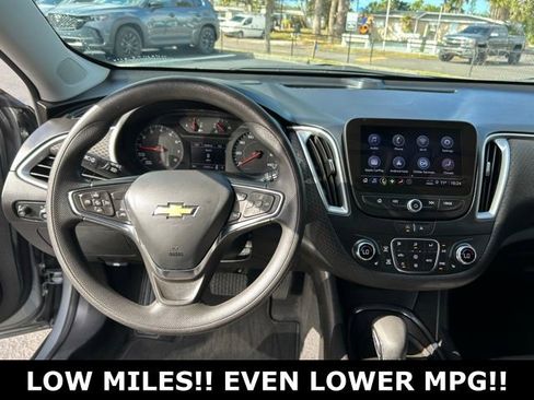 Used 2024 Chevrolet Malibu LT image 17