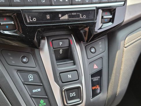 Used 2025 Honda Odyssey Sport-L image 24