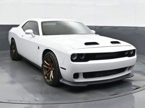 Used 2021 Dodge Challenger R/T Scat Pack image 1
