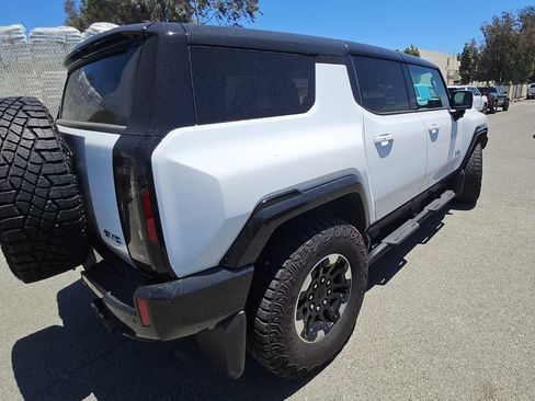 Used 2024 GMC Hummer EV 3X w/ Extreme Off-Road Package AWD/4WD image 5