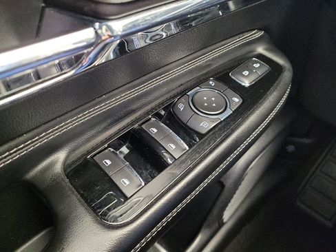 Used 2022 Lincoln Corsair AWD w/ Premium Package image 27