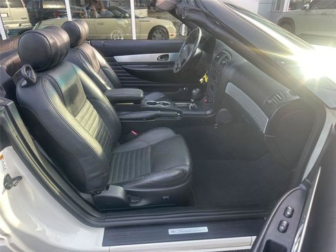 Used 2003 Ford Thunderbird RWD image 11