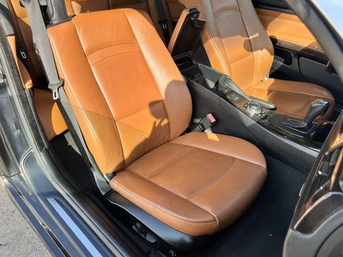 Used 2012 BMW 335i Convertible RWD image 15