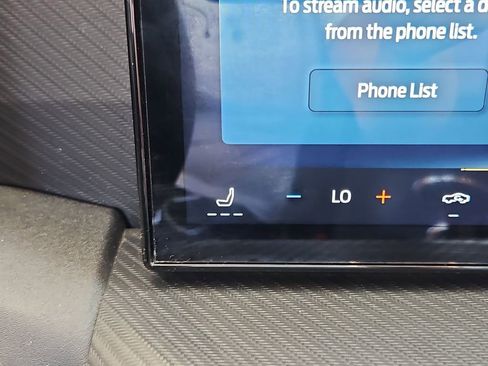 Used 2024 Ford Mustang Convertible image 23