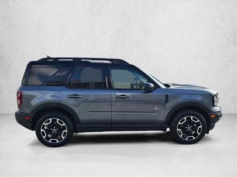 Used 2024 Ford Bronco Sport Outer Banks w/ Tech Package AWD/4WD image 4