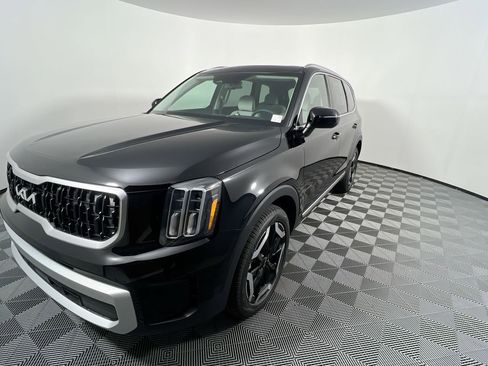 New 2025 Kia Telluride EX image 8