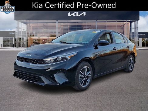 Certified 2023 Kia Forte LXS image 4