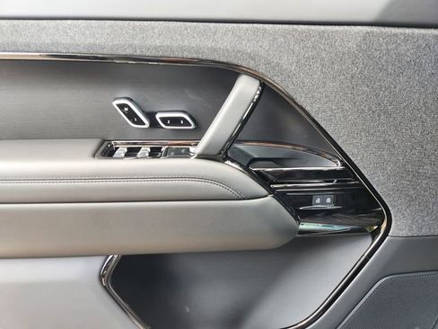 New 2026 Land Rover Range Rover Sport Dynamic SE image 16