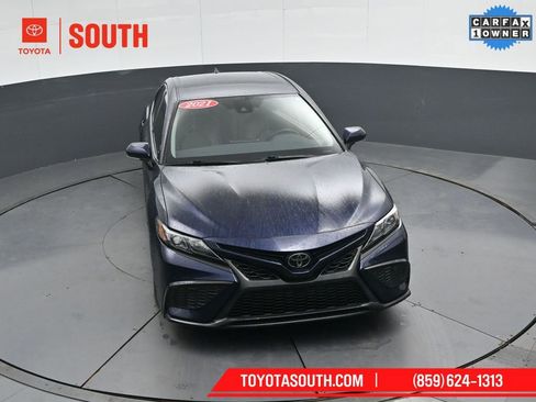 Used 2021 Toyota Camry SE w/ Convenience Package image 47