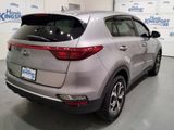 Used 2022 Kia Sportage LX image 3