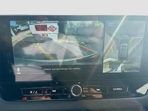 New 2026 Mitsubishi Outlander SE image 14