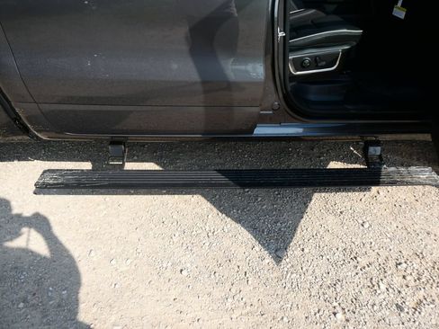 New 2026 RAM 1500 Laramie w/ Laramie Southwest Edition AWD/4WD image 10