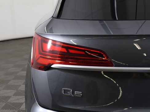 Used 2024 Audi Q5 e Premium Plus image 17