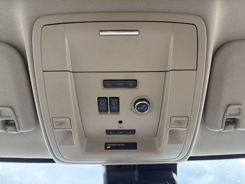 Used 2017 GMC Yukon XL Denali w/ Open Road Package AWD/4WD image 52