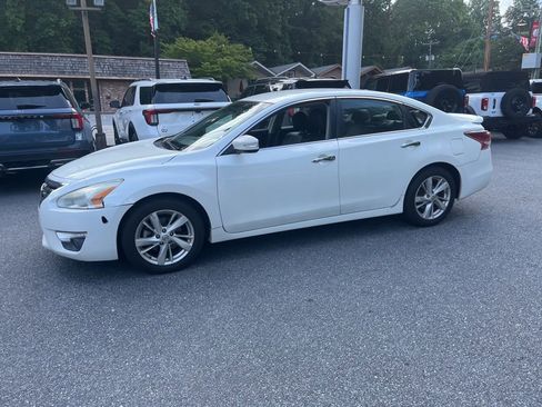 Used 2013 Nissan Altima 2.5 SL FWD image 8