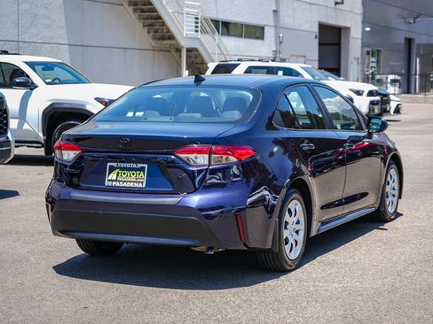 Used 2024 Toyota Corolla LE FWD image 6