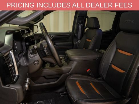Used 2024 GMC Sierra 1500 AT4 w/ Technology Package AWD/4WD image 14
