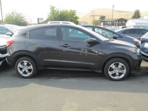 Used 2017 Honda HR-V EX-L image 2