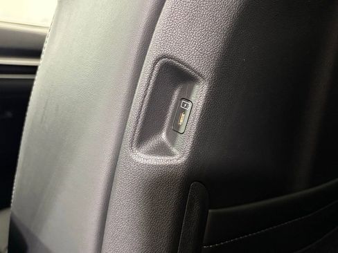 New 2026 Kia Sorento S image 36