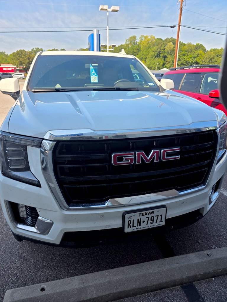 Used 2022 GMC Yukon XL SLE RWD image 3