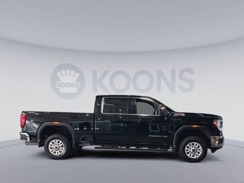 Used 2023 GMC Sierra 2500 SLE w/ SLE Convenience Package image 4