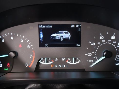 Used 2022 Ford Escape SE w/ Convenience Package FWD image 4