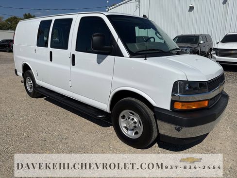 Used 2023 Chevrolet Express 2500 w/ Driver Convenience Package image 8