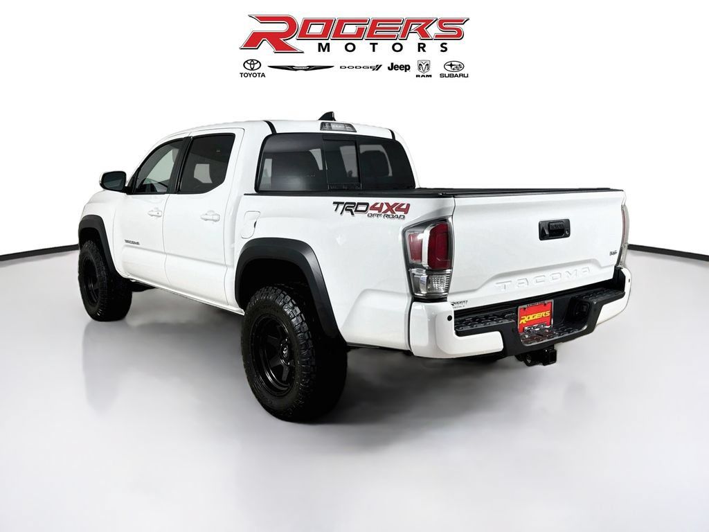 Certified 2021 Toyota Tacoma TRD Off-Road w/ Technology Package AWD/4WD image 11