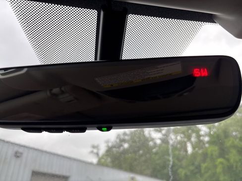 Used 2022 Subaru Outback Limited image 22