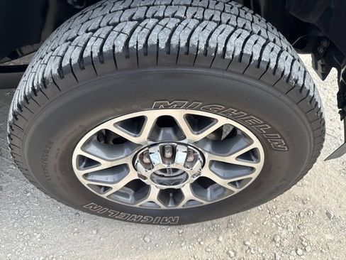 Used 2020 Ford F250 Lariat w/ Lariat Value Package image 16