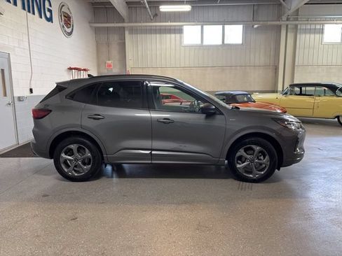 Used 2024 Ford Escape ST-Line AWD/4WD image 5