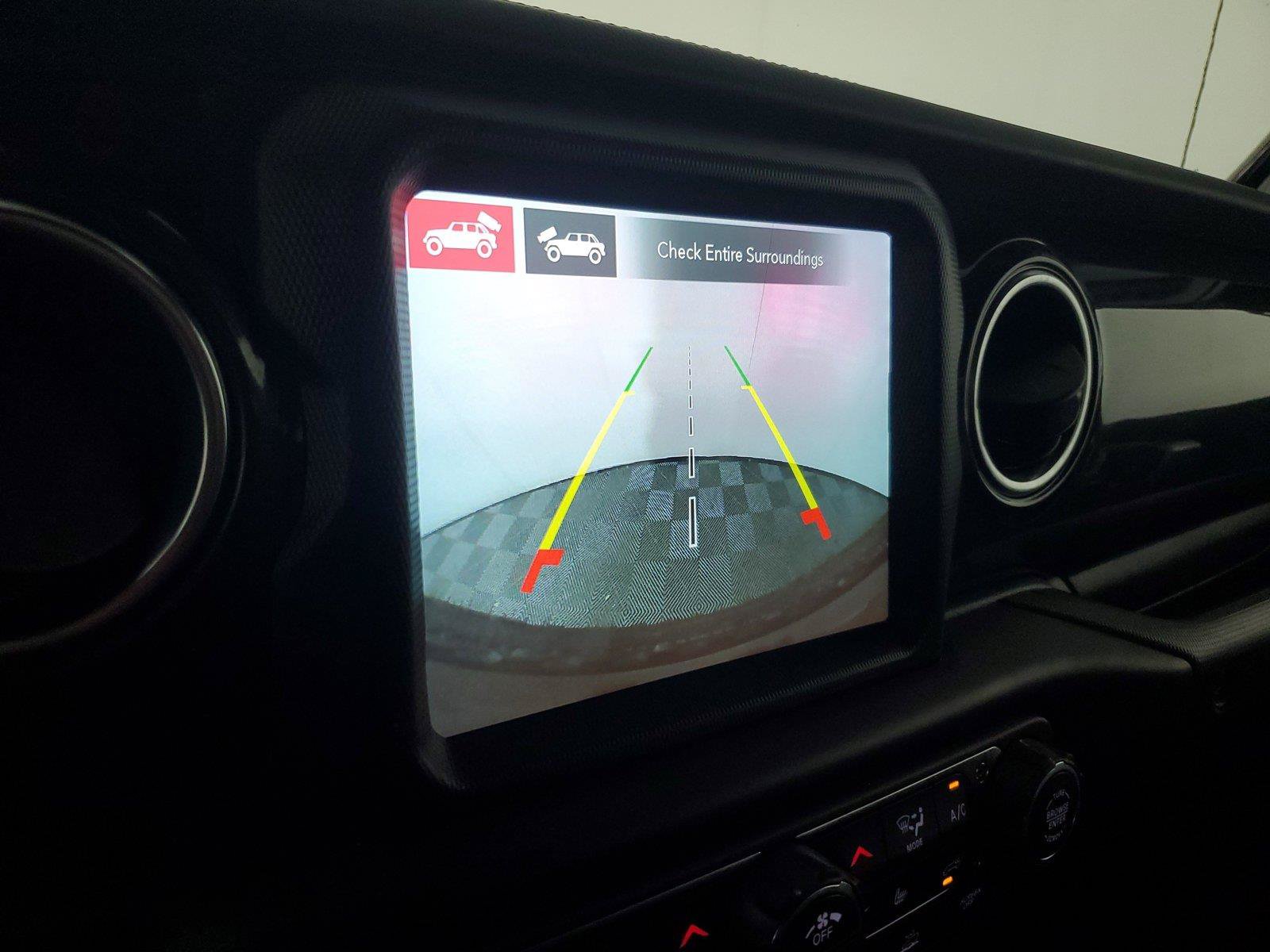 Used 2021 Jeep Wrangler Unlimited Rubicon AWD/4WD image 25